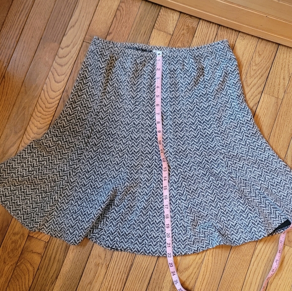 Skirt, black & white, size M. Dress Barn - Picture 7 of 8